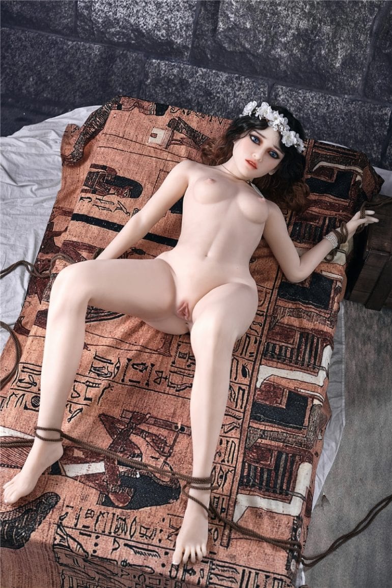 Irontech Doll 150 cm A-Cup élethű szexbaba