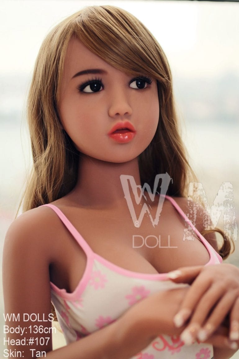 WM Doll 136 cm C-Cup élethű szexbaba